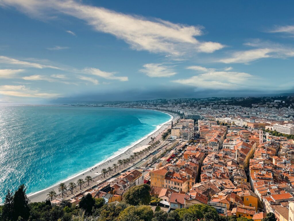 explore Nice a beautiful places in France
