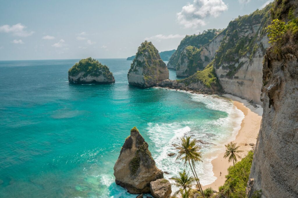 Diamond beach_Explore amazing hidden places of Nusa Penida