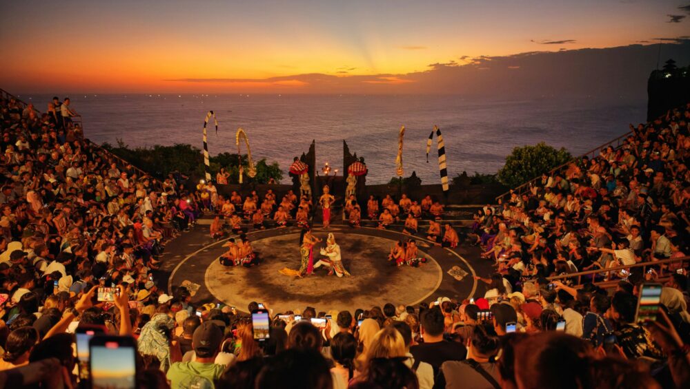 Fire show at uluwatu temple