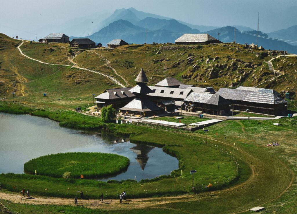 Prashar lake