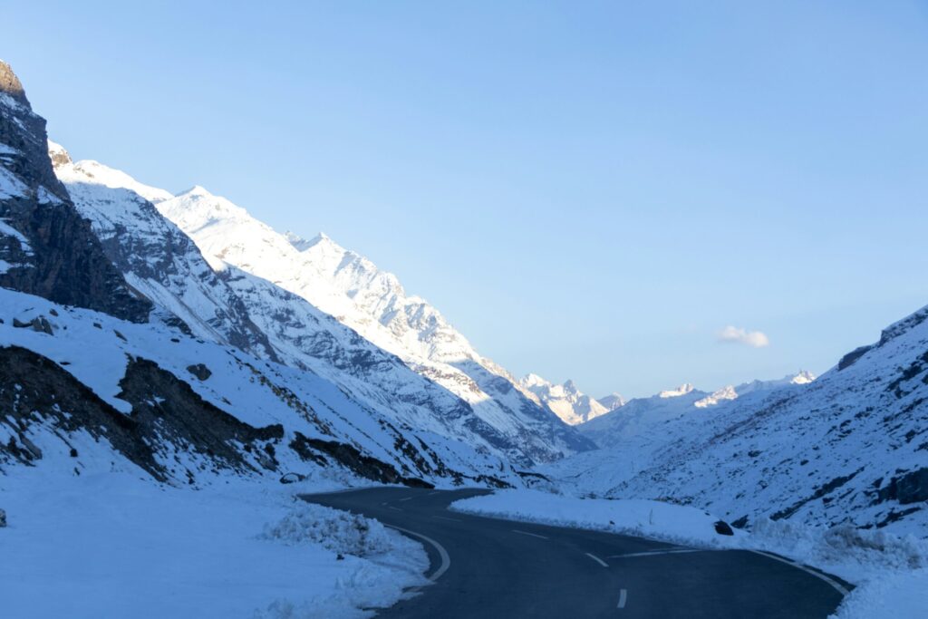 Manali road trip in winter